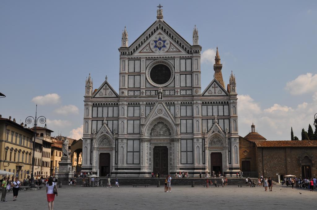 Florence Old Town Apartment ภายนอก รูปภาพ