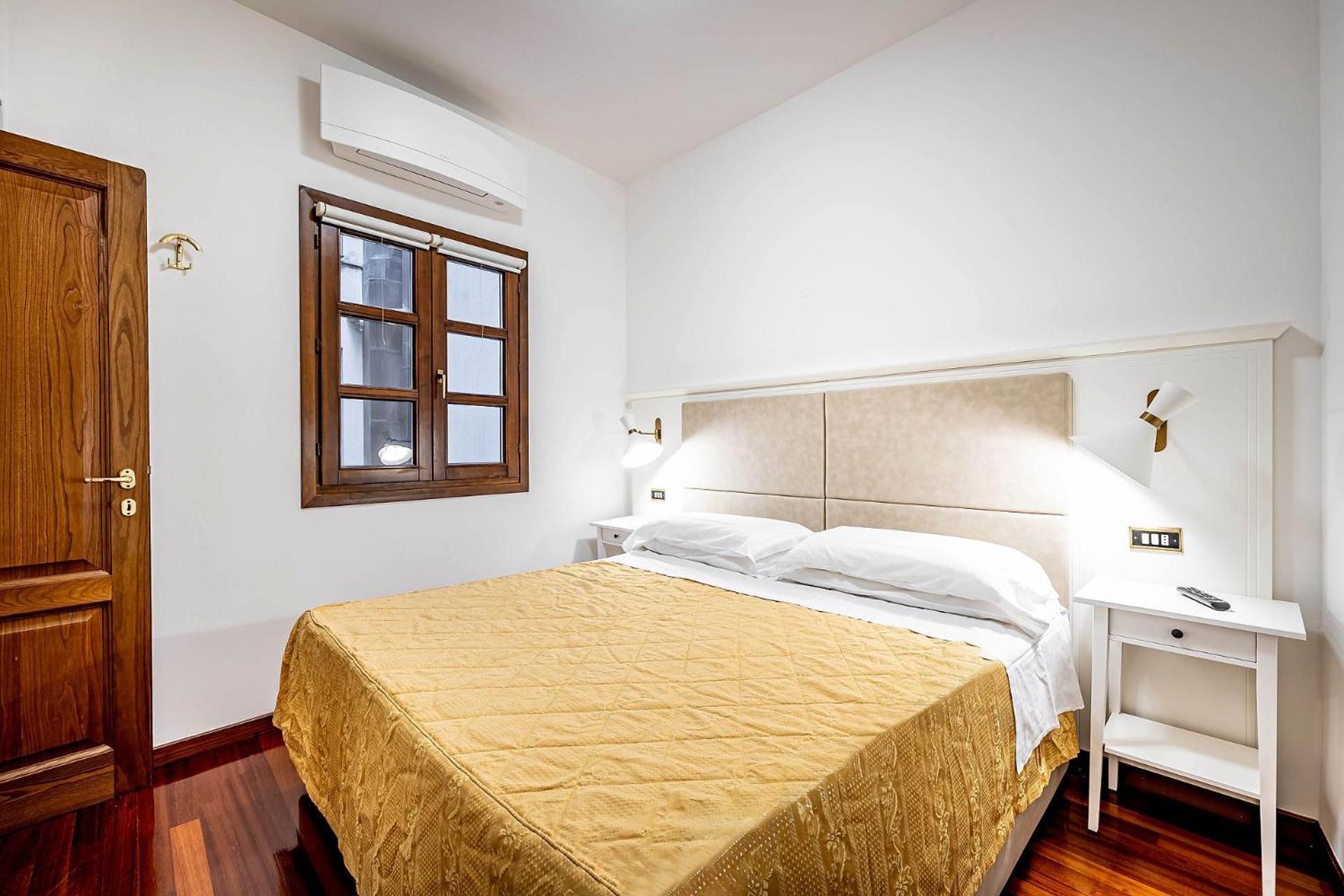 Florence Old Town Apartment ภายนอก รูปภาพ