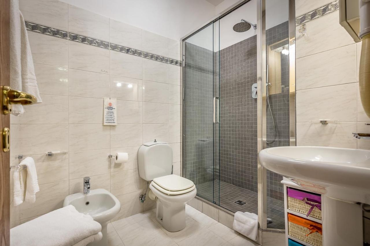 Florence Old Town Apartment ภายนอก รูปภาพ