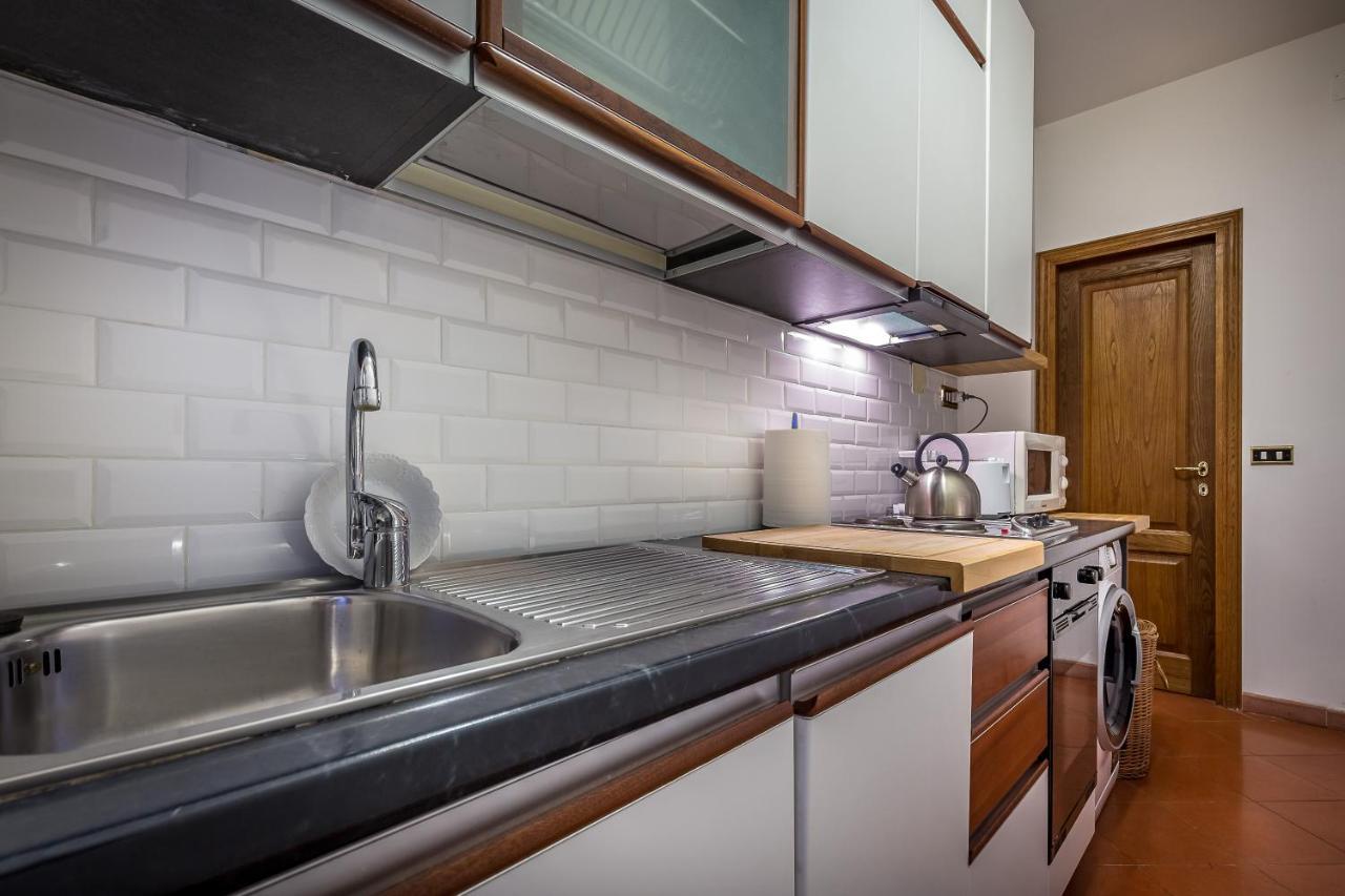 Florence Old Town Apartment ภายนอก รูปภาพ